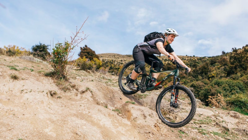 A guided journey through one of New Zealand’s highest scenic mountain bike trails.